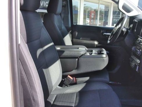 Used 2023 Chevrolet Silverado 1500 Custom Trail Boss w/ LPO, Dark Essentials Package AWD/4WD image 32