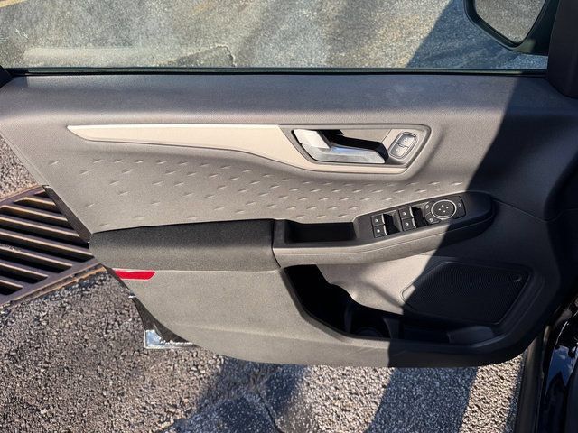 Used 2020 Ford Escape SE AWD/4WD image 22