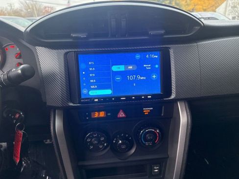 Used 2015 Scion FR-S image 21