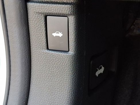 Used 2024 Honda Accord LX image 27