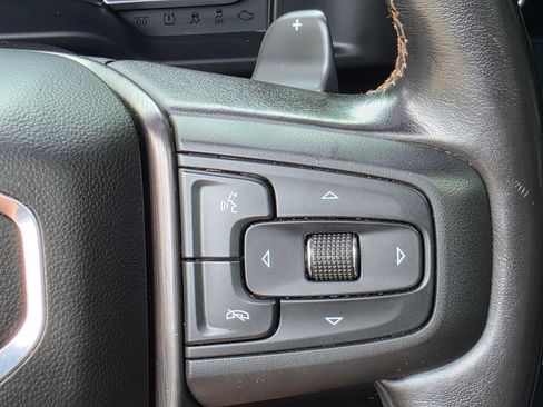 Used 2022 GMC Sierra 1500 AT4 w/ Technology Package AWD/4WD image 25