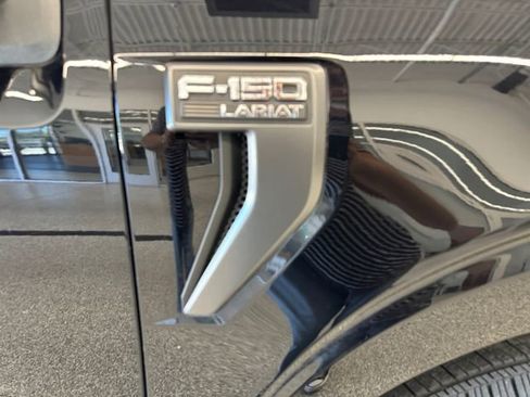 Used 2021 Ford F150 Lariat w/ Equipment Group 502A High AWD/4WD image 20