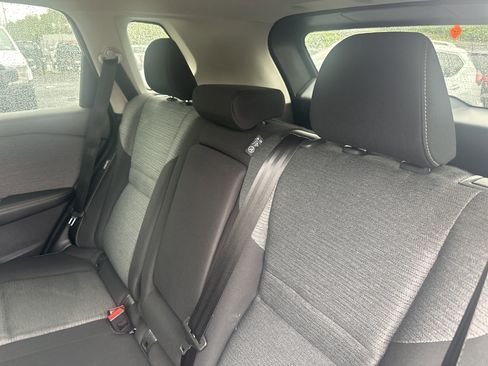 Used 2022 Nissan Rogue SV AWD/4WD image 14