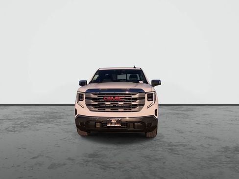New 2026 GMC Sierra 1500 SLE w/ Preferred Package image 3