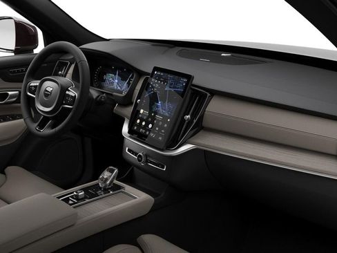 New 2026 Volvo XC90 T8 Ultra w/ Protection Package Premier image 4