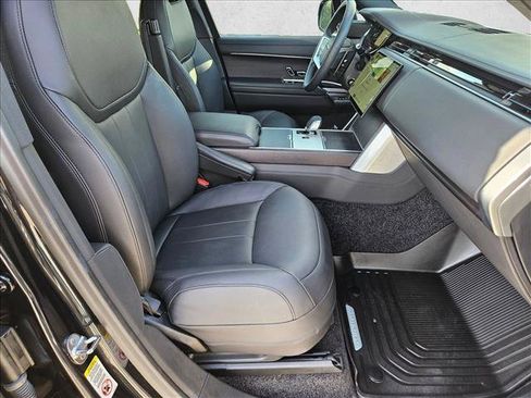 Used 2026 Land Rover Range Rover Long Wheelbase SE AWD/4WD image 21
