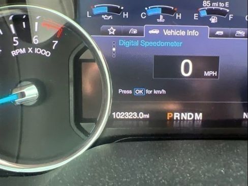 Used 2019 Ford Expedition XLT w/ Equipment Group 202A AWD/4WD image 35