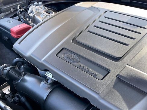 New 2026 Land Rover Range Rover Velar S AWD/4WD image 19