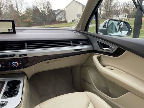 Used 2019 Audi Q7 2.0T Premium Plus w/ Premium Plus Package image 24