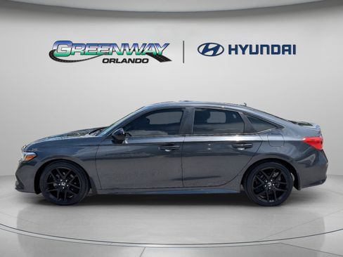 Used 2023 Honda Civic Sport image 5