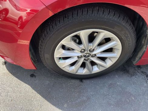 Used 2021 Toyota Corolla XLE image 28
