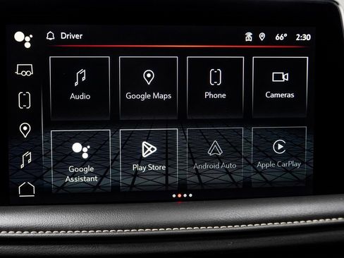 Used 2024 GMC Yukon XL SLT w/ SLT Premium Package image 24