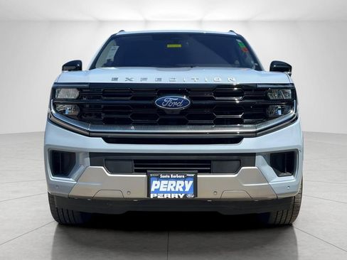 Used 2025 Ford Expedition Platinum AWD/4WD image 9