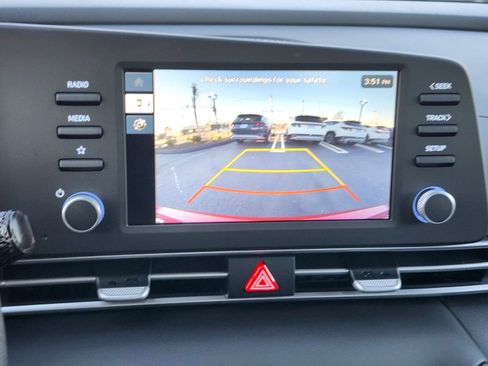 New 2026 Hyundai Elantra SE FWD image 21
