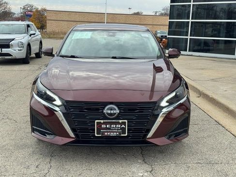 Used 2023 Nissan Altima 2.5 SL image 9