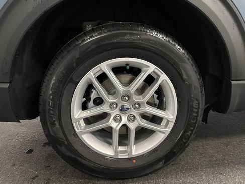 New 2026 Ford Explorer Active AWD/4WD image 13