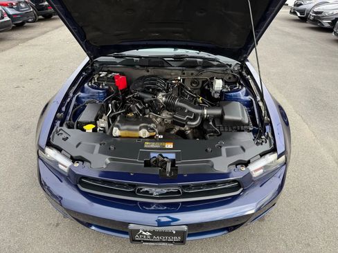 Used 2012 Ford Mustang Premium image 43