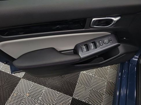 Certified 2025 Honda Civic Sport image 22
