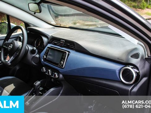 Used 2024 Nissan Versa SV FWD image 22