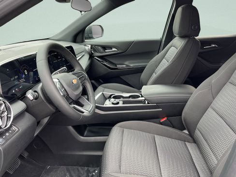 New 2026 Chevrolet Equinox LT image 24