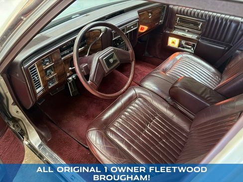 Used 1988 Cadillac Brougham RWD image 4