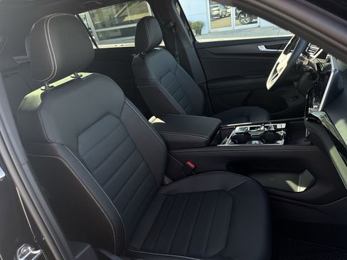 New 2026 Volkswagen Atlas Cross Sport SEL image 30