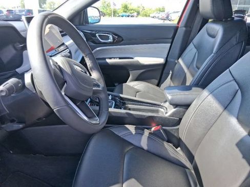 Used 2025 Jeep Compass Limited AWD/4WD image 20