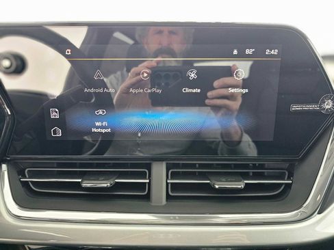 New 2026 Chevrolet Trax LT w/ Driver Confidence Package image 24