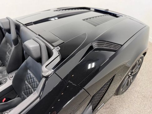 Used 2011 Lamborghini Gallardo LP 560-4 AWD/4WD image 13
