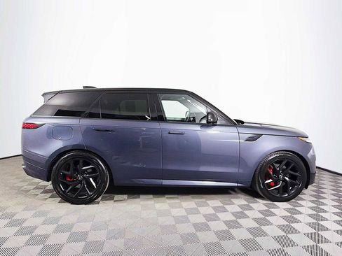 Used 2023 Land Rover Range Rover Sport SE Dynamic AWD/4WD image 4
