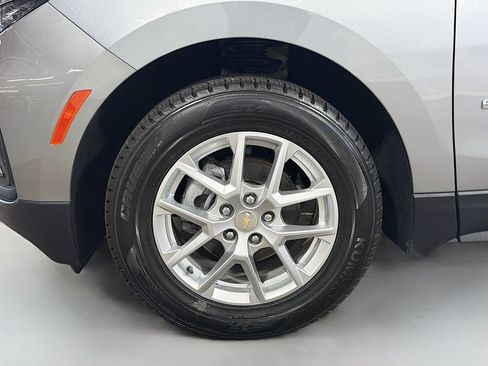 Used 2023 Chevrolet Equinox LS FWD image 30
