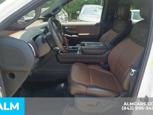 Used 2025 Ford Expedition King Ranch AWD/4WD image 16