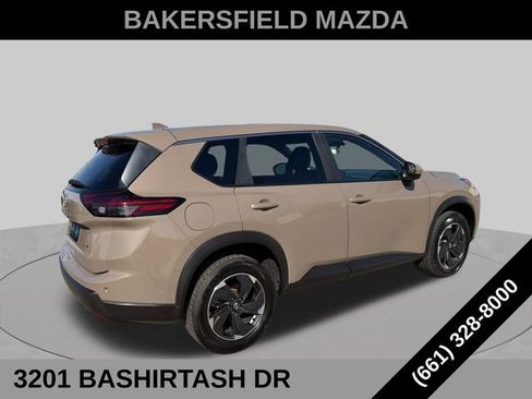 Used 2025 Nissan Rogue SV AWD/4WD image 5