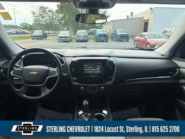 Used 2018 Chevrolet Traverse LT w/ LPO, Floor Liner Package FWD image 9