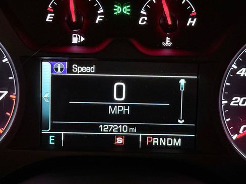 Used 2018 Chevrolet Camaro LT w/ Technology Package RWD image 38