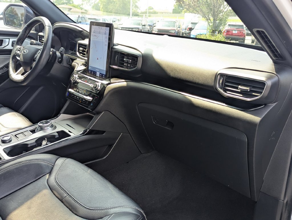 Used 2022 Ford Explorer ST w/ Equipment Group 401A AWD/4WD image 30