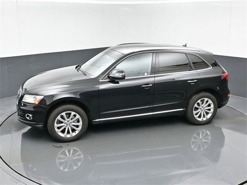 Used 2016 Audi Q5 2.0T Premium Plus w/ Technology Package image 40