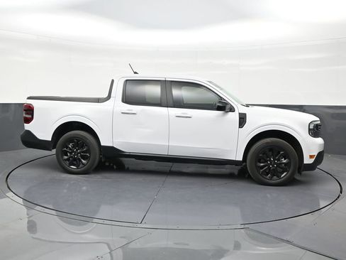 Used 2024 Ford Maverick Lariat w/ Black Appearance Package FWD image 6