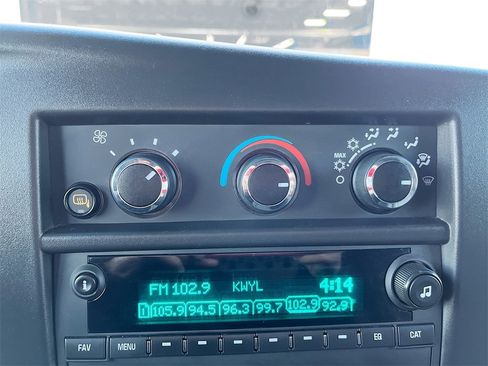 Used 2024 GMC Savana 2500 Work Van w/ Driver Convenience Package image 15