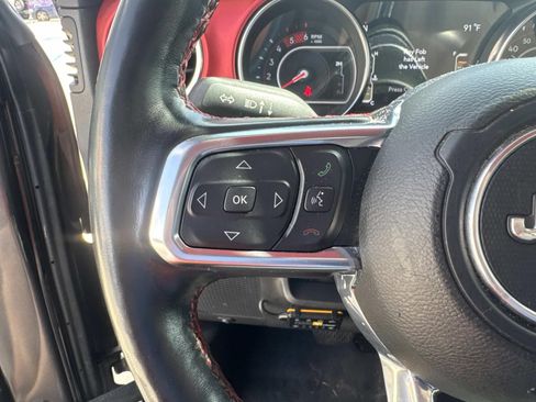 Used 2021 Jeep Wrangler Unlimited Rubicon w/ Cold Weather Group AWD/4WD image 22