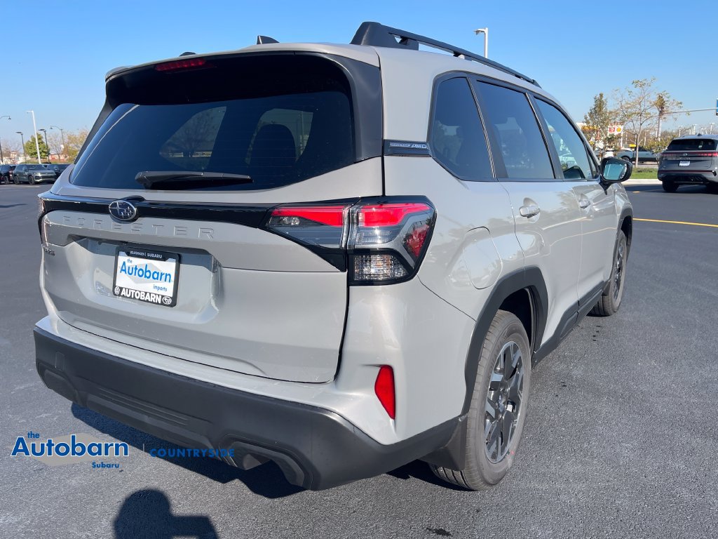 Used 2026 Subaru Forester Premium AWD/4WD image 5