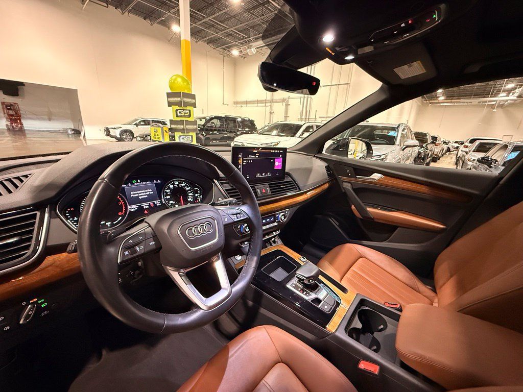Used 2023 Audi Q5 2.0T Premium AWD/4WD image 17