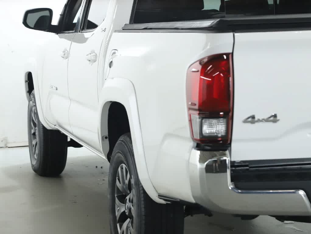 Certified 2023 Toyota Tacoma SR5 AWD/4WD image 40