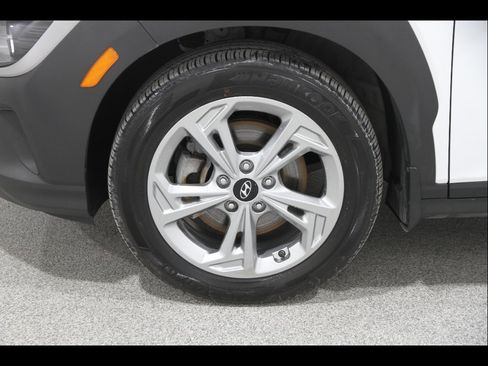 Certified 2023 Hyundai Kona SEL image 22