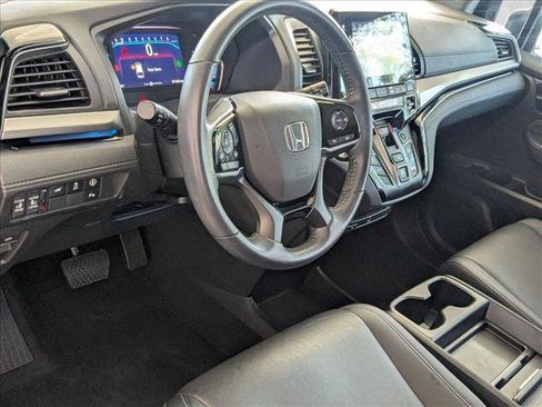 Certified 2023 Honda Odyssey Touring image 9