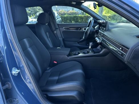 Used 2025 Honda Civic Sport image 17
