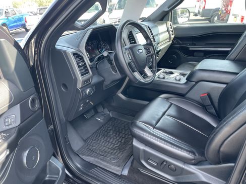 Used 2021 Ford Expedition XLT AWD/4WD image 12