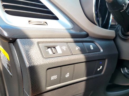 Used 2015 Hyundai Santa Fe Sport 2.0T w/ Option Group 05 image 16