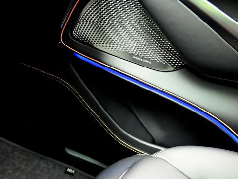 New 2026 Aston Martin DBX S AWD/4WD image 26
