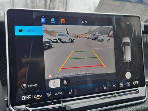 New 2026 Volkswagen Tiguan S image 7